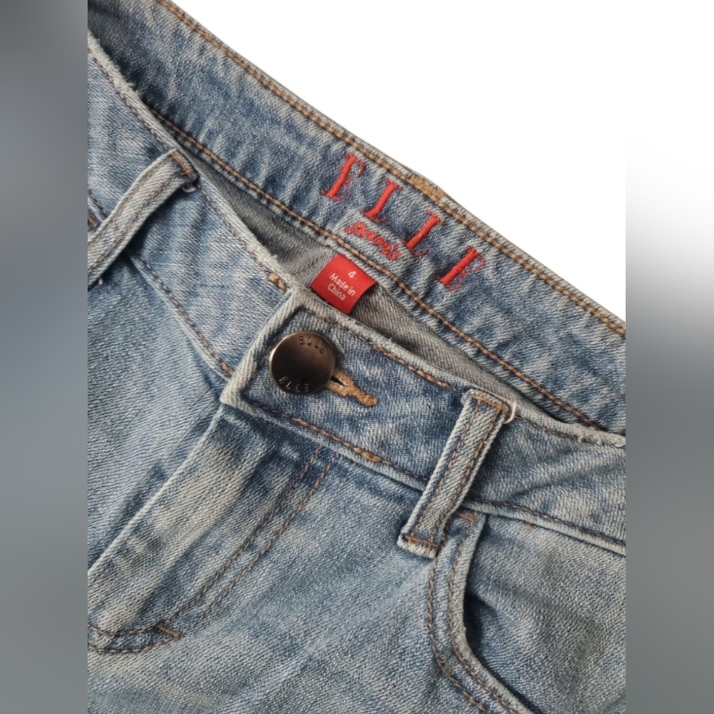 Elle Straight-leg Light Wash Jeans - Picture 6 of 7